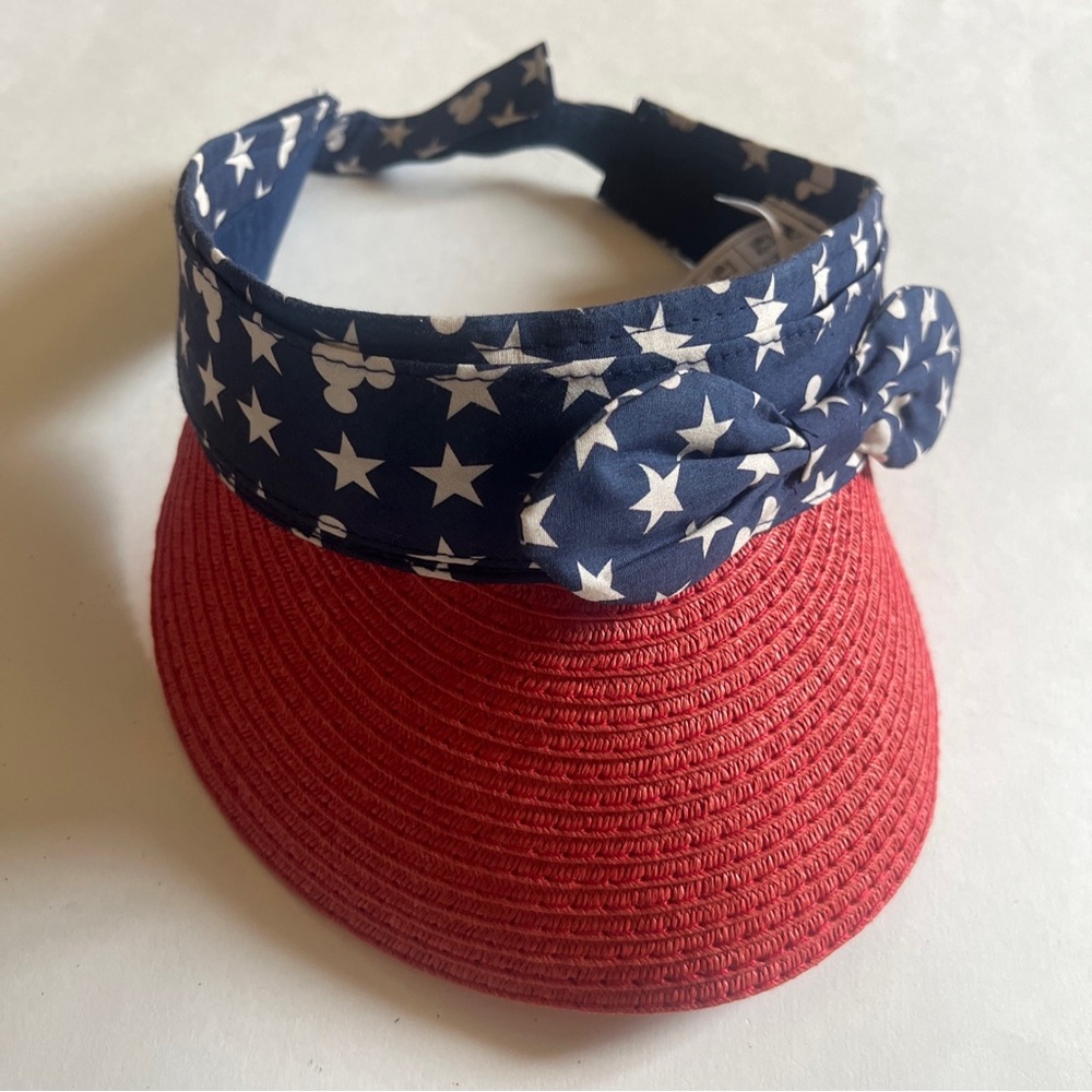 Disney parks patriotic visor hat new